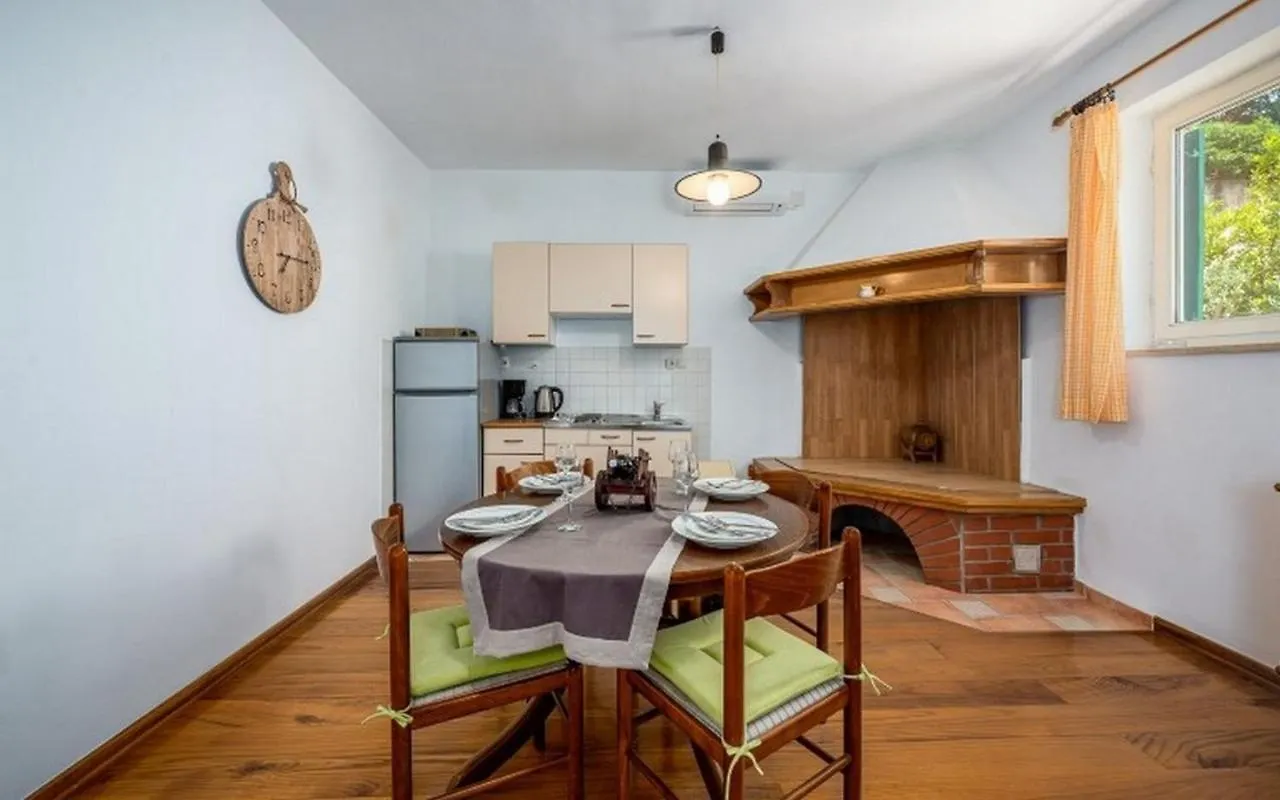 Apartments With Wifi Rabac, Labin - 17739 라벡